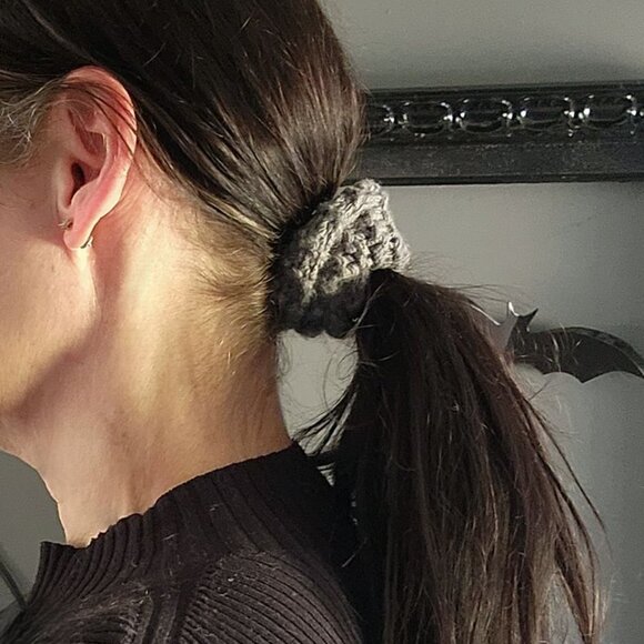 Knit Hair Scrunchie, Gray, Handknit Ponytail Holder, "Storm Cloud" Hair Tie Band - Picture 10 of 10